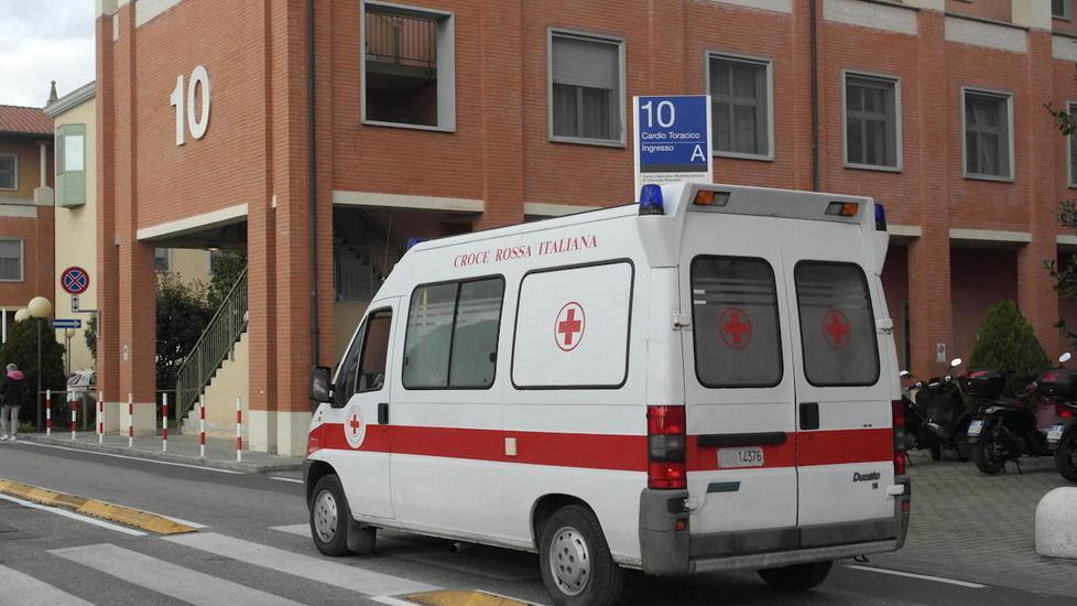 Aspetta da ben 45 giorni le analisi per la chemio
