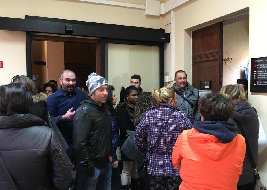 Genitori faccia a faccia col sindaco 