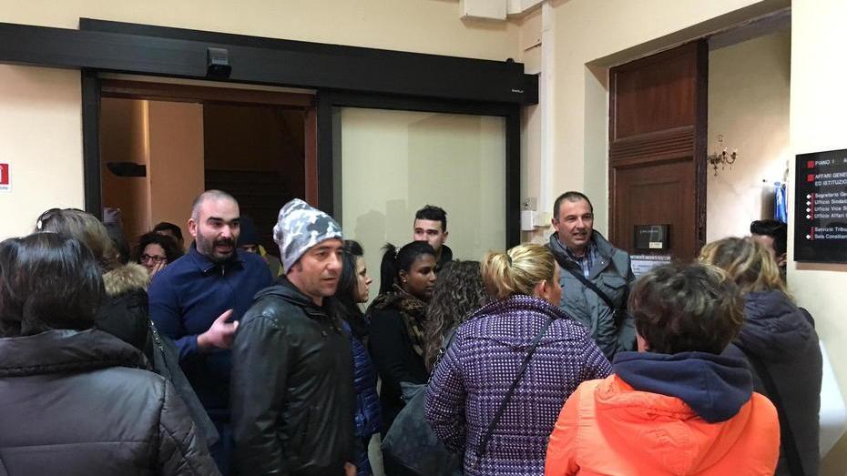 Genitori faccia a faccia col sindaco