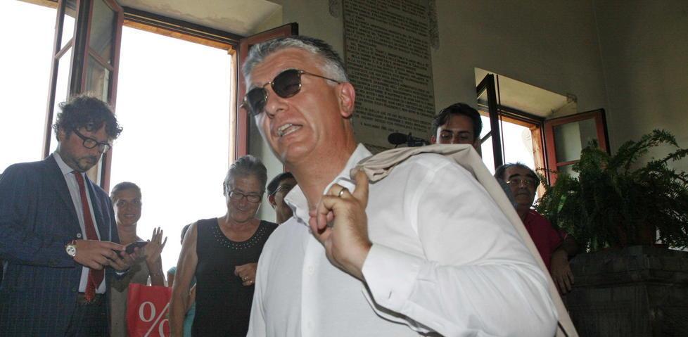 Il sindaco prepara il passo indietro sul piano della sosta 