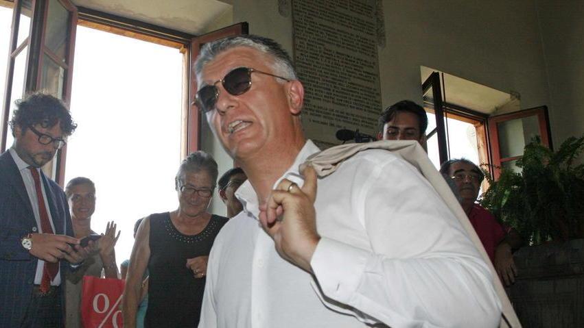 Il sindaco prepara il passo indietro sul piano della sosta