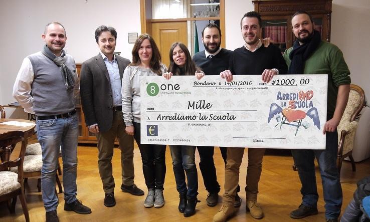 Azienda dona fondi per la scuola