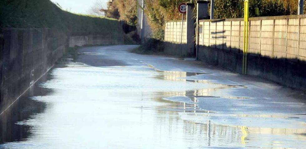Via Argine Destro di nuovo sott’acqua 