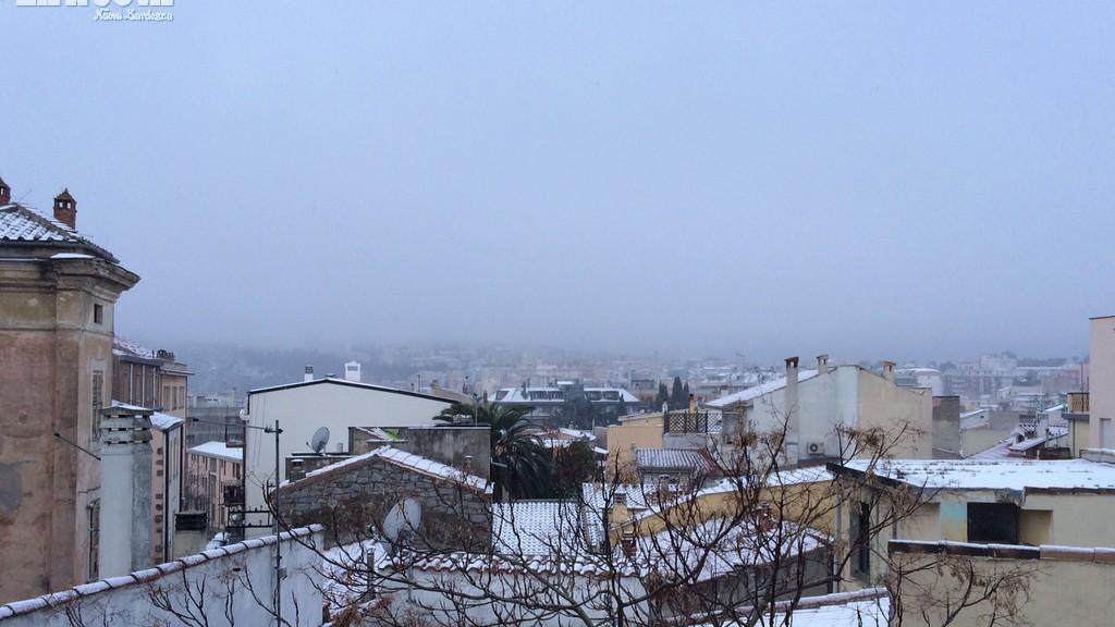 Neve sulla Barbagia, Nuoro si risveglia sotto una coltre bianca