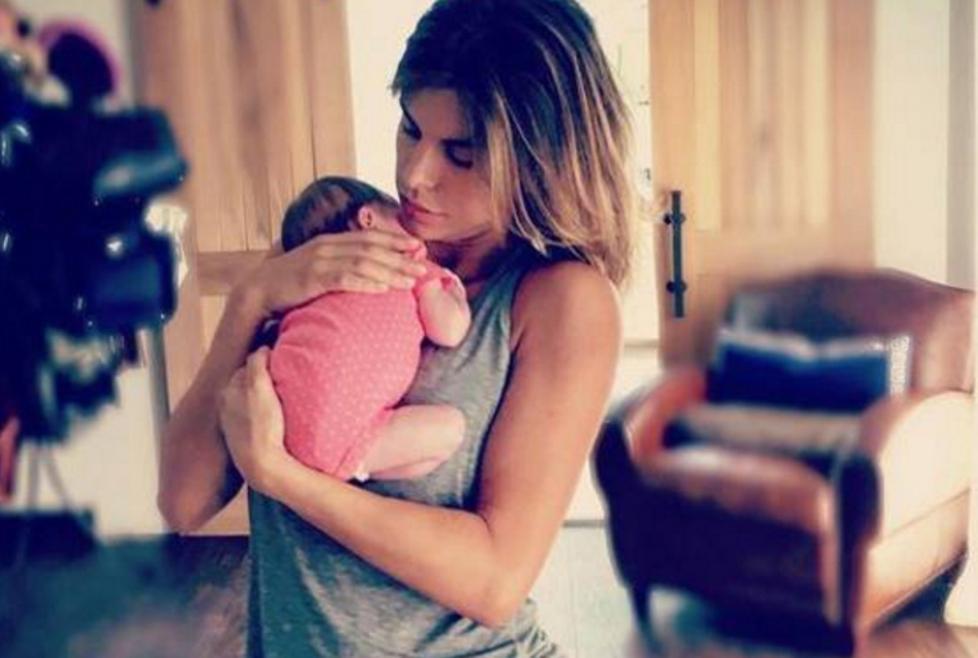 L’autoironia di Elisabetta: «Io milf? Ormai sono nella categoria»