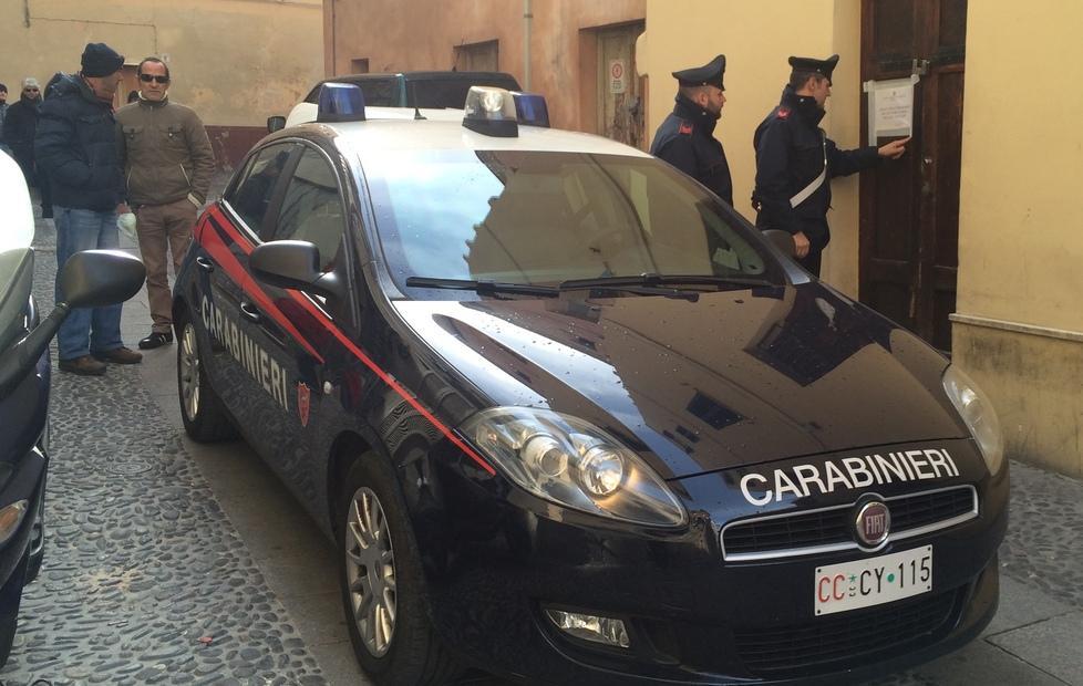 Cuoco pestato a bottigliate, chiuso il circolo 
