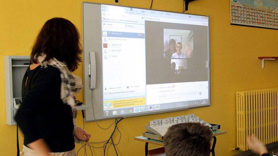 Elementari, ecco la lavagna multimediale