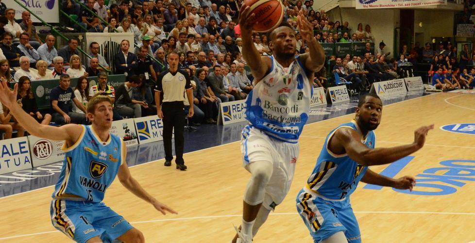 La Dinamo tenta il blitz a Cremona 