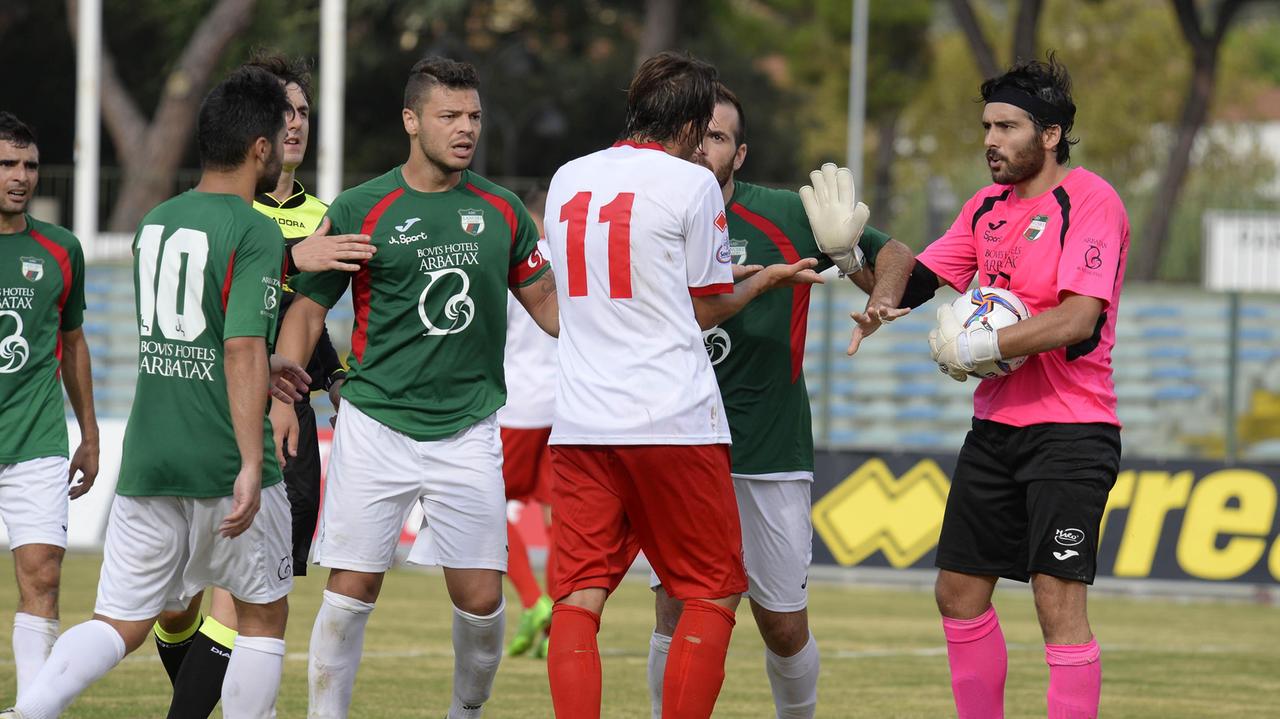 Grifone, pareggio-beffa in Sardegna