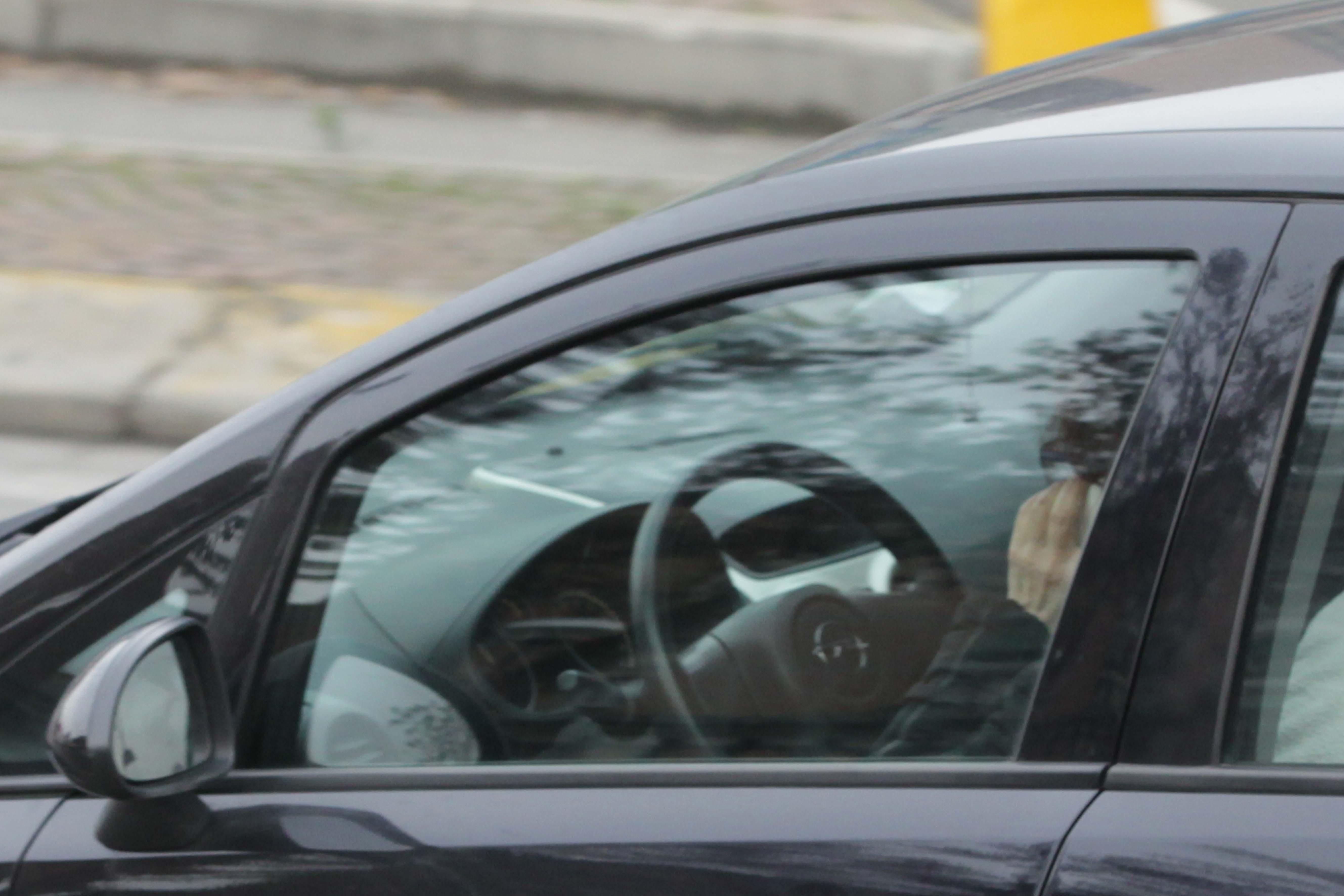 Guidare con il cellulare causa il 20 per cento degli incidenti 