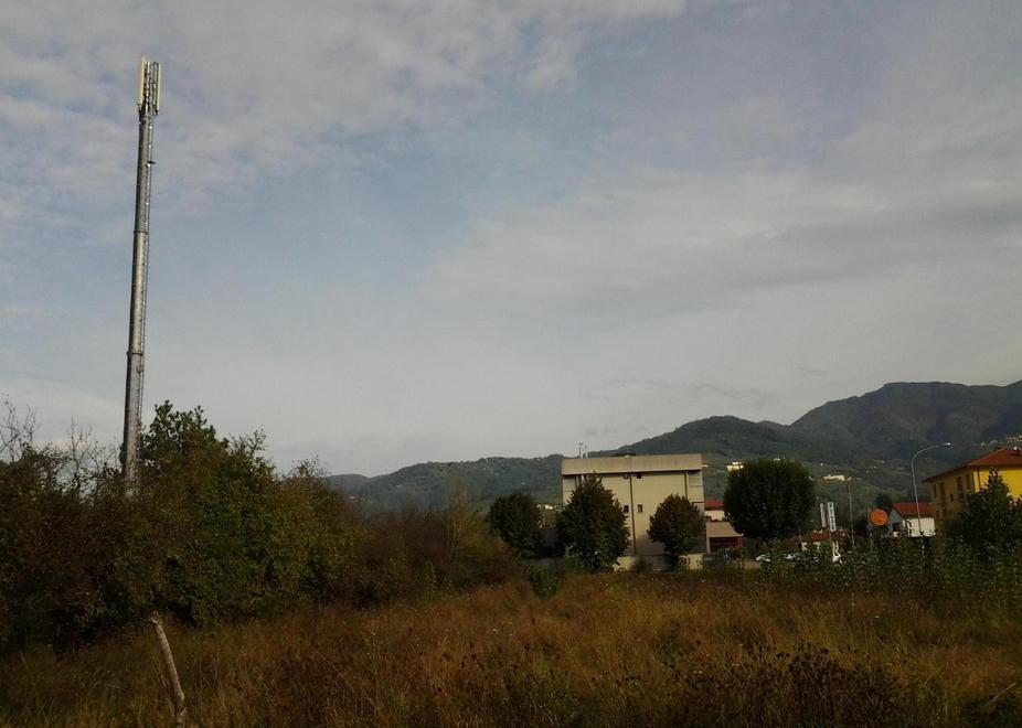 Il nuovo piano cancella 4 antenne 