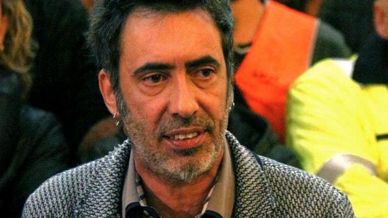I politici in processione dal prefetto
