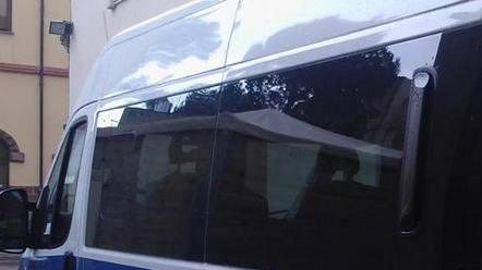 Nuovo minibus per trasporto disabili
