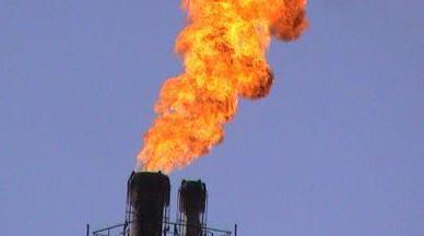 Ferrara: guasto al petrolchimico, accese di nuovo le torce 