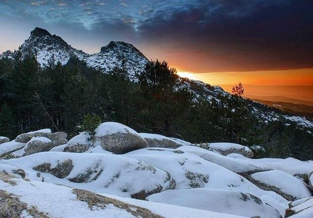 Una splendida foto del Limbara innevato pubblicata il 18 gennaio su Instagram da @phgianlucaporcu