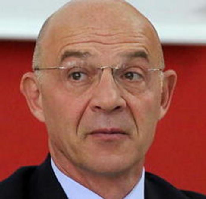 Ecco chi ha firmato per coinvolgere Stefania Saccardi 