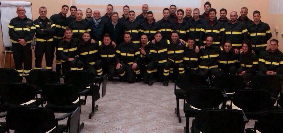 Volontari dei vigili del fuoco, un corso di formazione