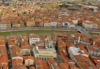 Pisa, prezzi ancora in calo Dove costano meno le case 