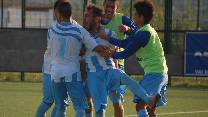 Budoni, punto prezioso E Picco para un rigore