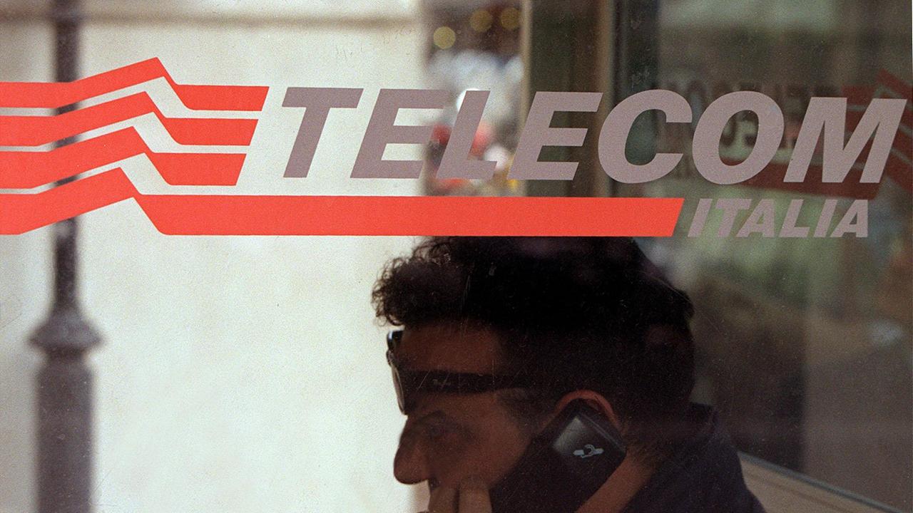 Una cabina telefonica (foto d'archivio)