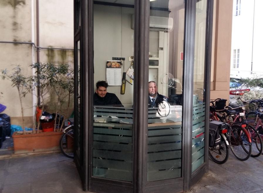 Tornano due vigili al Galli Tassi e riapre l’ingresso di San Donato