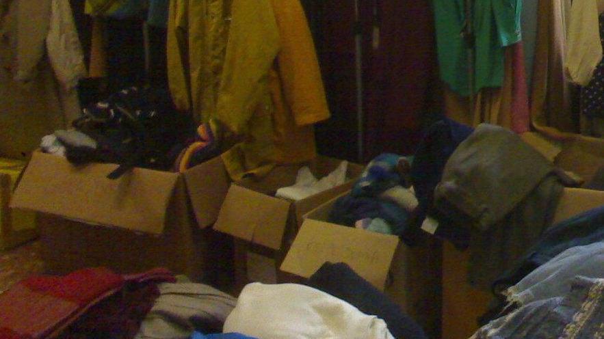 Caritas, gli indumenti saranno confiscati