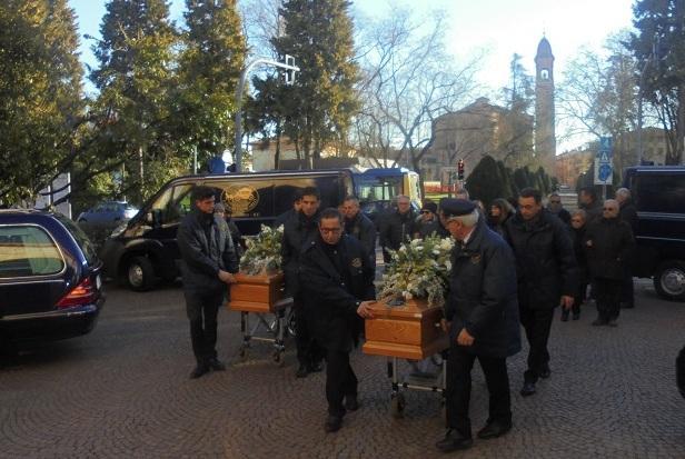 Bruna ed Egidio un addio insieme e tanta commozione