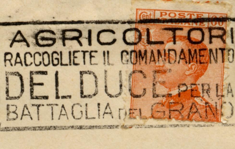 Divieto di gadget con i simboli fascisti: lite tra parlamentari 
