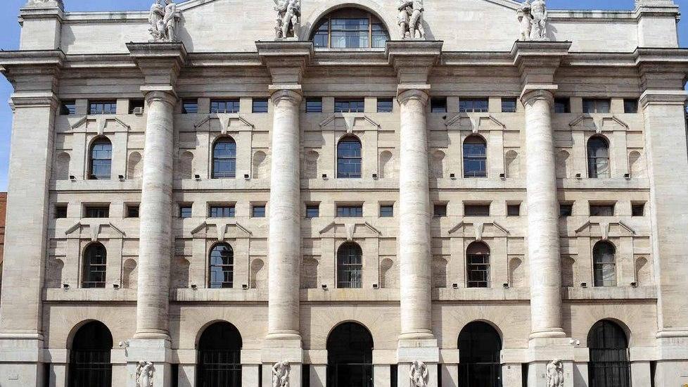 Crollano i titoli bancari: nuovi controlli della Bce