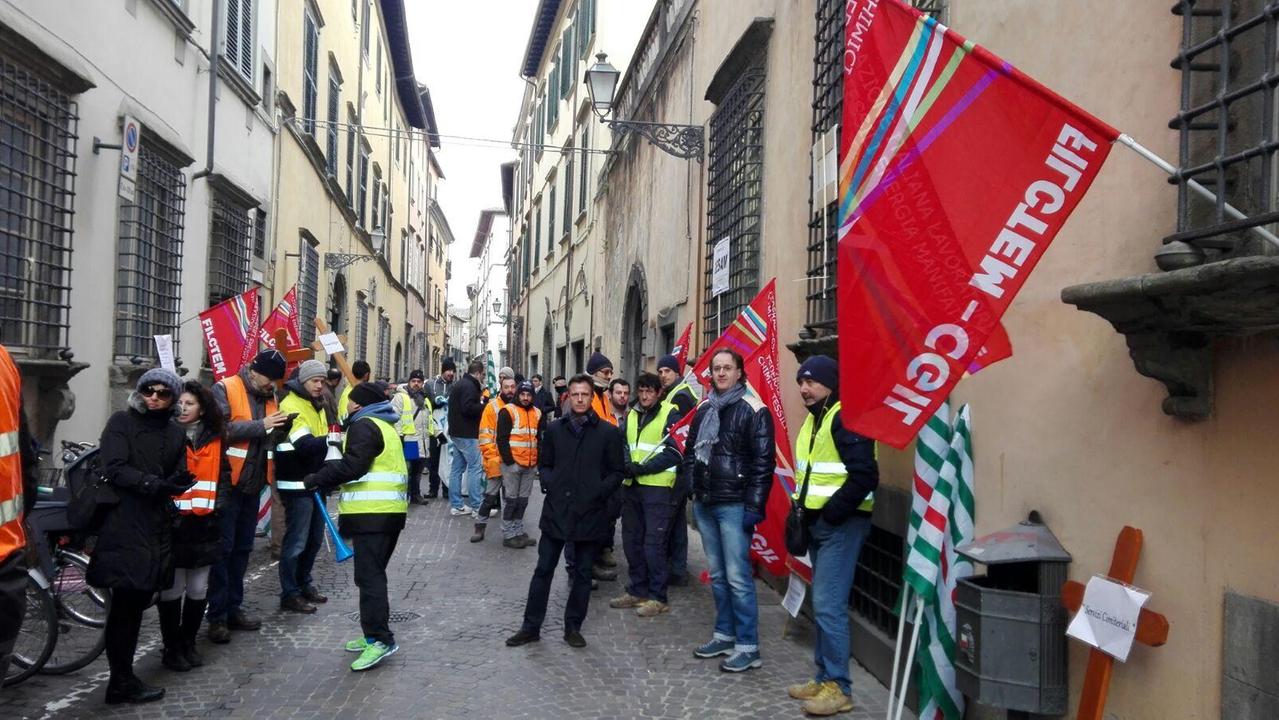 La protesta dei dipendenti di Gesam