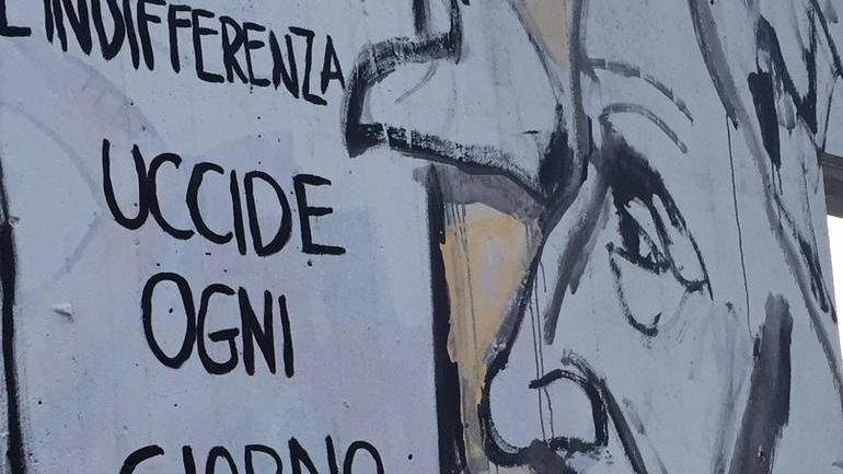 Quegli sfregi al murales che ricorda il magistrato Borsellino