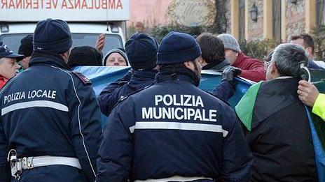 Aperta un’inchiesta della magistratura per il cavallo morto