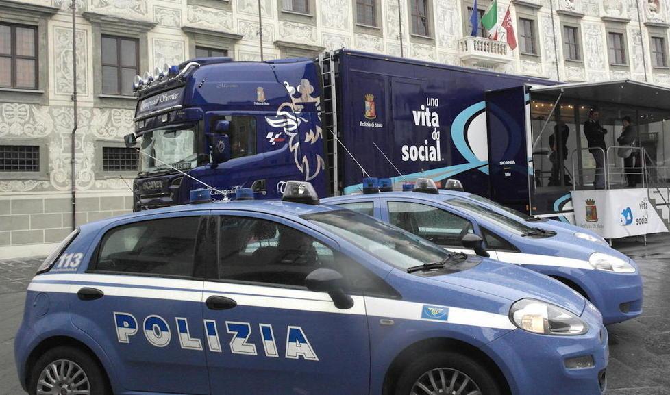 Cyberbullismo, gli agenti insegnano come difendersi