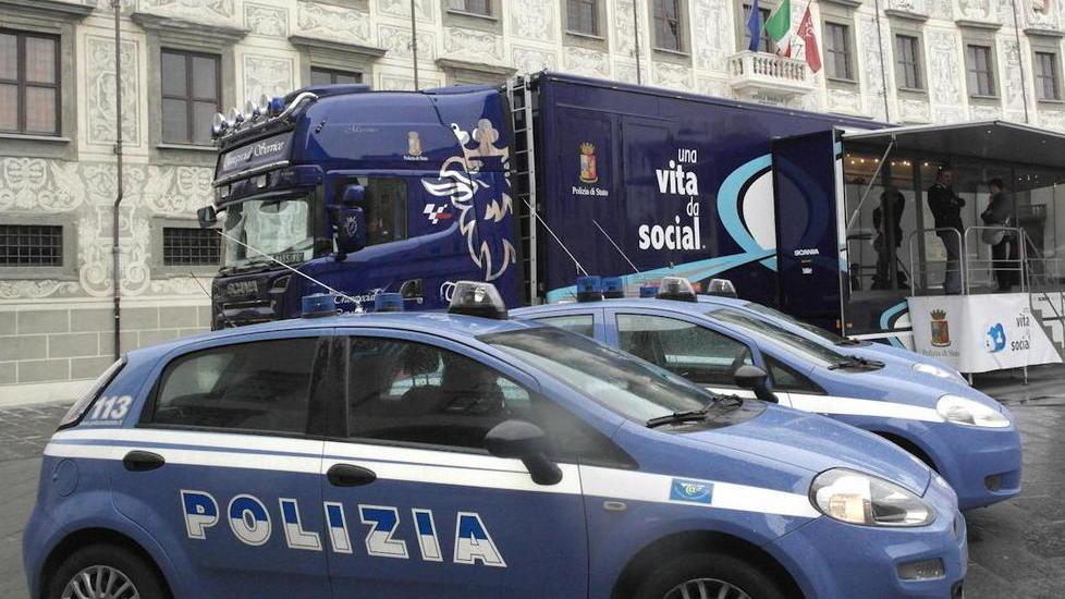Cyberbullismo, gli agenti insegnano come difendersi