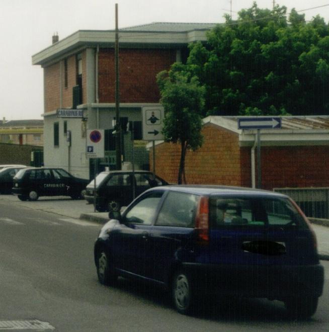 Colpo alla tabaccheria vicino a casa: arrestato 