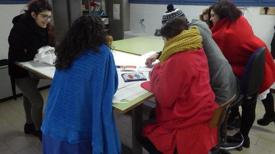 La protesta delle coperte ha successo