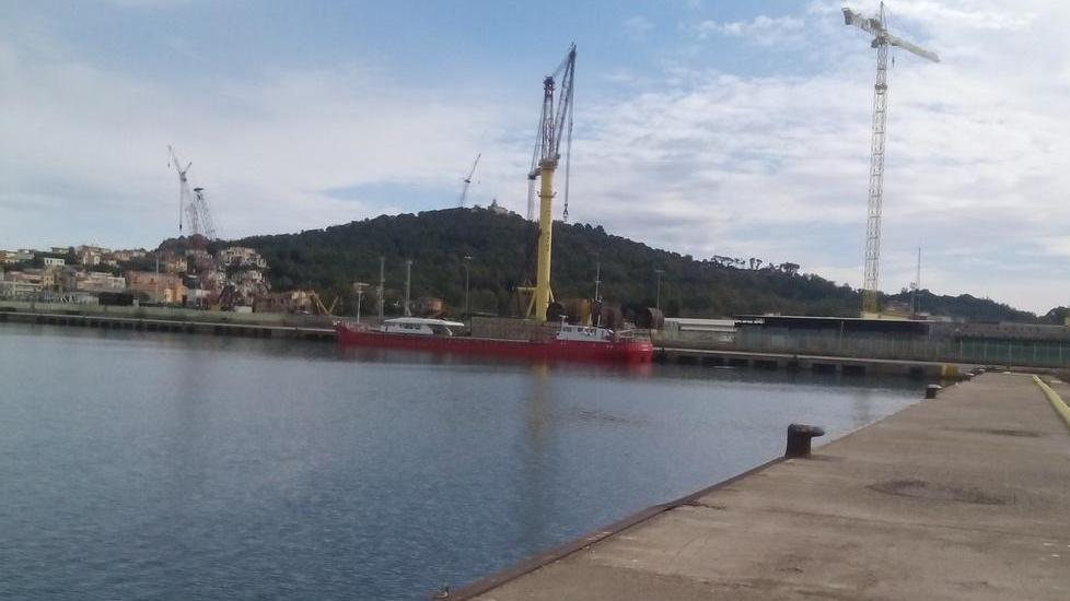 Gli albergatori chiedono navi da giugno a settembre