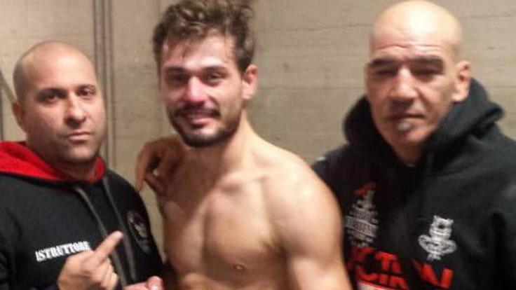 Serghei, il campione di Muay Thai studia da funzionario