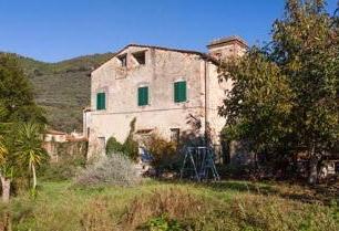 Casa per detenuti, la Curia tira dritto 