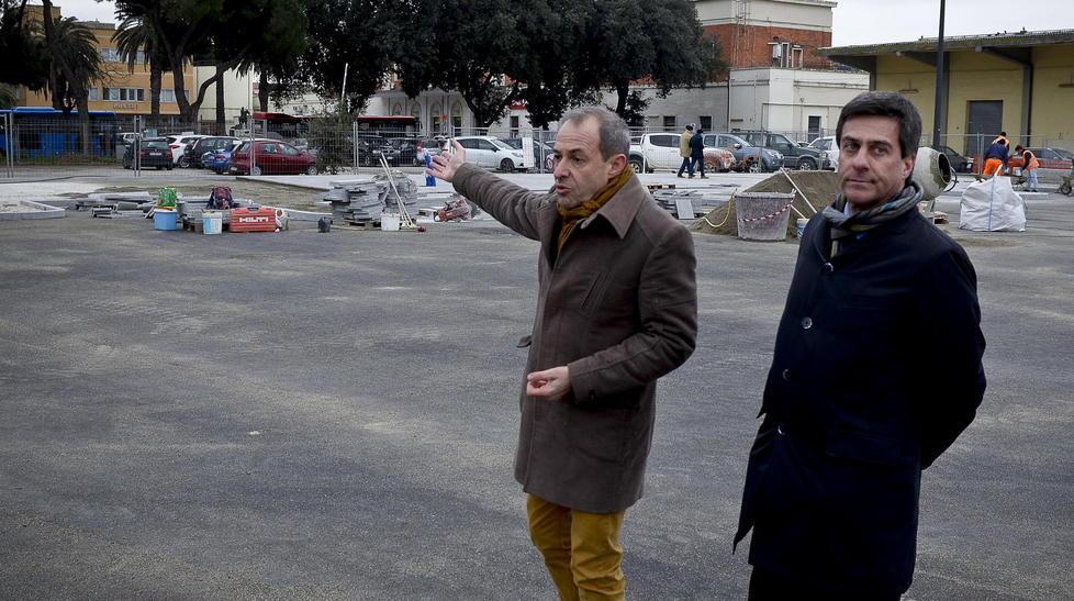 Un parcheggio tutto nuovo Taglio del nastro tra un mese