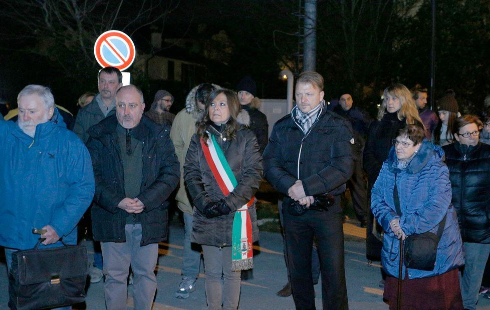 Altre lacrime e commozione per Oberdan 