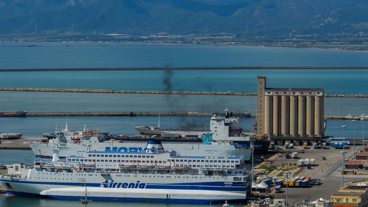 Il porto di Cagliari