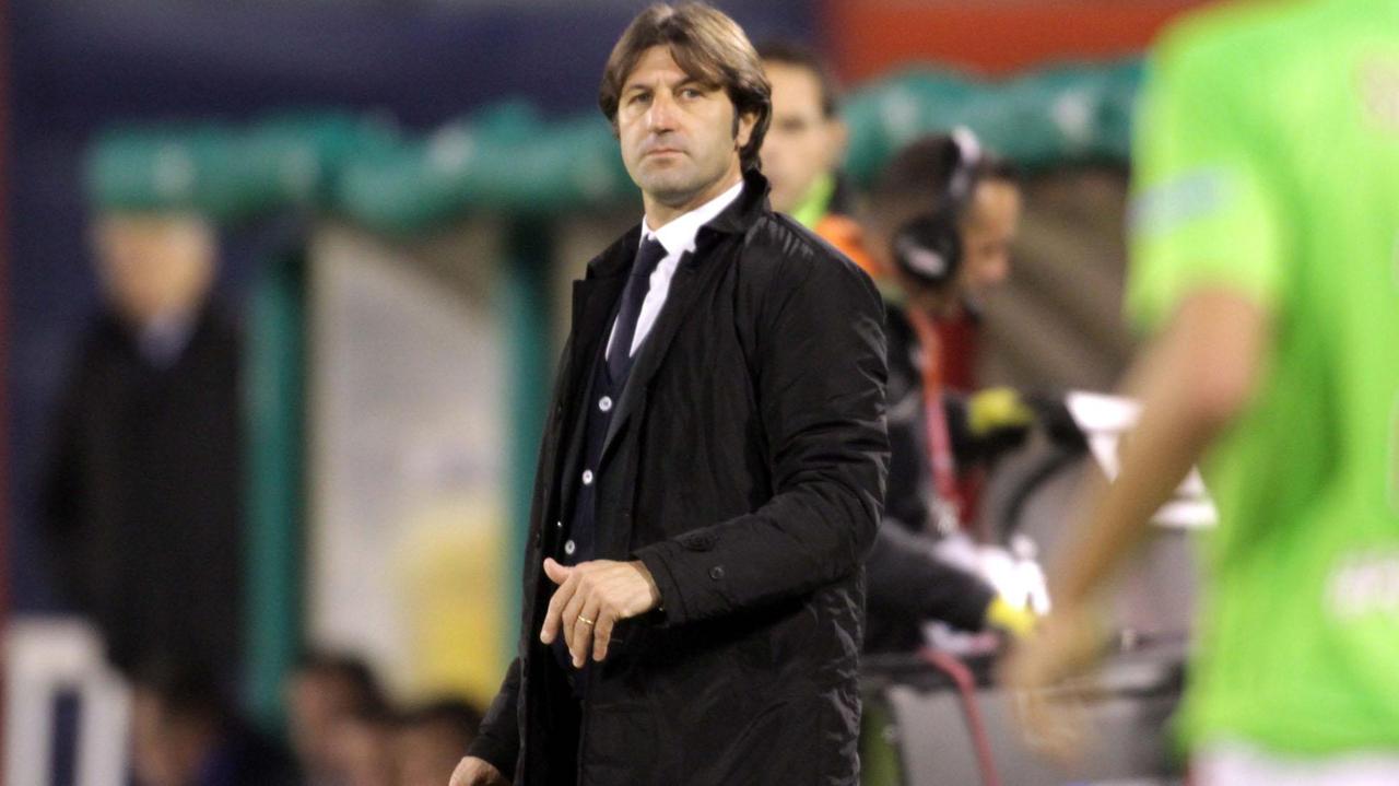 L'allenatore del Cagliari Massimo Rastelli