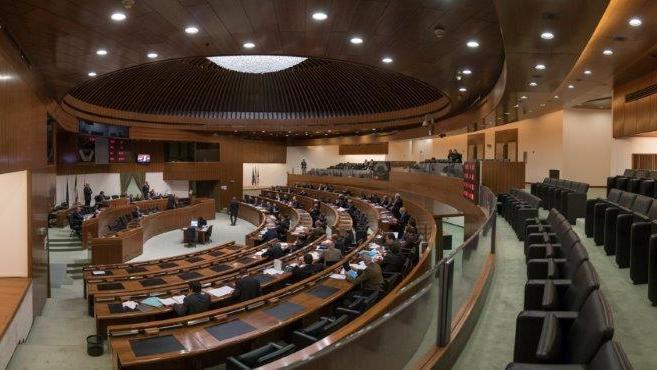 Una seduta del consiglio regionale