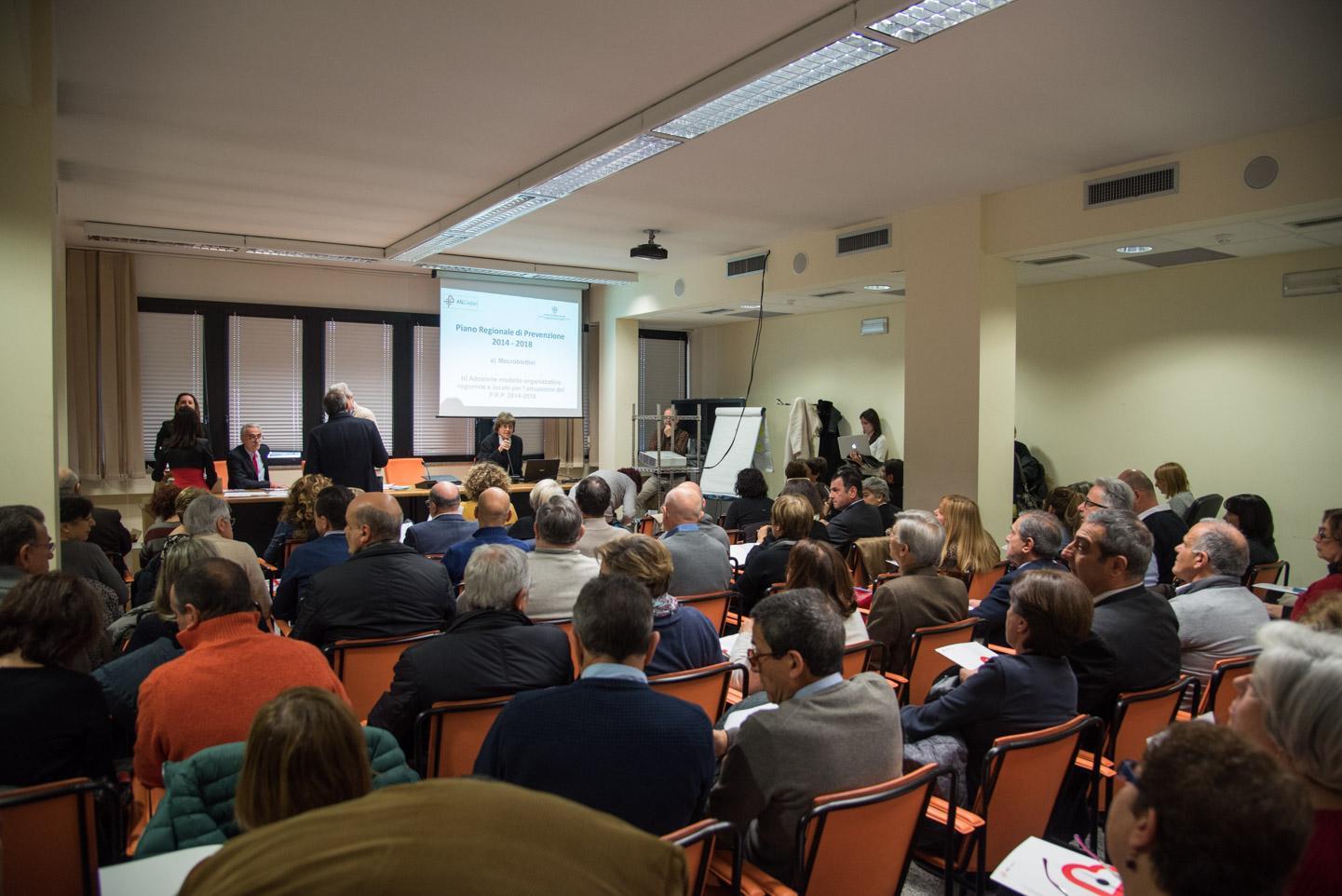 La presentazione del progetto nell'aula magna dell'Asl 8 (foto Mario Rosas)
