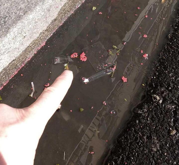 Rispaccata via D’Azeglio asfaltata solo due mesi fa 