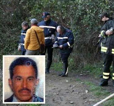 Vola nel dirupo con il suo trattore 