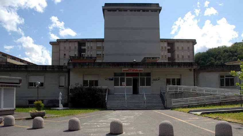 Casa della salute, Ferri attacca: «Mazzoni sta farneticando»