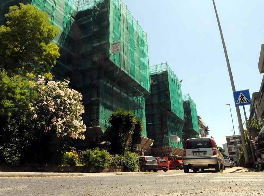 Nuovo palazzo in via Pisacane l’odissea dei 18 proprietari