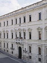 Vertice sulla casa dello studente 